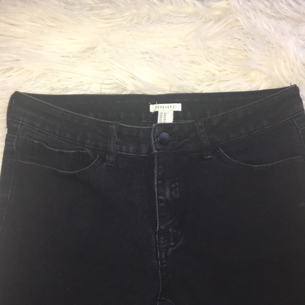 Forever 21 black wide crop jeans!